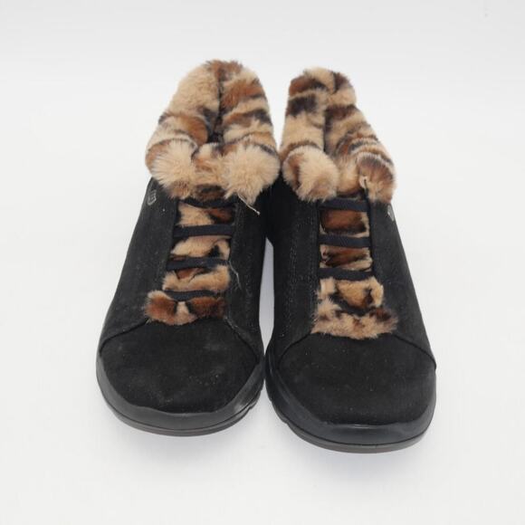 NEW BZees Golden Fur Trim Slip On Shooties Booties Black Leopard Women's 8.5 - Picture 2 of 13